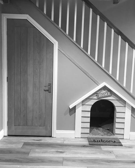 [Sponsored] 85 Dog Bedroom Ideas Under Stairs Tips You'll Be Glad You Discovered This Winter #dogbedroomideasunderstairs Understairs Dog Room, Dog Room Under The Stairs, House Under Stairs, Dog Under Stairs, Bed Under Stairs, Under Stairs Dog House, Dog Nook, Dog Stairs For Bed, Dog Goals