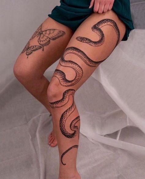 Snake Tattoo Body Women, Tattoo Ideas Snake Leg, Snake Down Leg Tattoo, Snake On Leg Tattoo Woman, Snake Tattoo Around Knee, Snake Going Up Leg Tattoo, Snake Tattoos Wrap Around Leg, Snake Torso Tattoo Women, Tattoo Snake Thigh