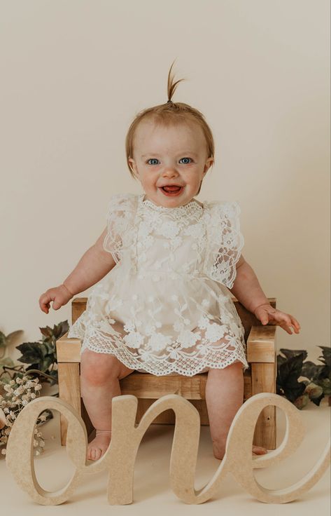 1st birthday studio photoshoot Birthday Studio Photoshoot, Milestone Picture Ideas, 1st Birthday Shoot, 1 Year Baby, Milestone Pictures, Birthday Shoot, Studio Photoshoot, Baby Photoshoot, Vintage Lace