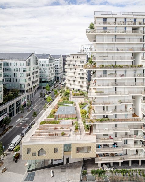 School In Paris, Social Housing Architecture, Sports Centre, Co Housing, Collective Housing, Dance Rooms, Urban Housing, Block Of Flats, Tower Block