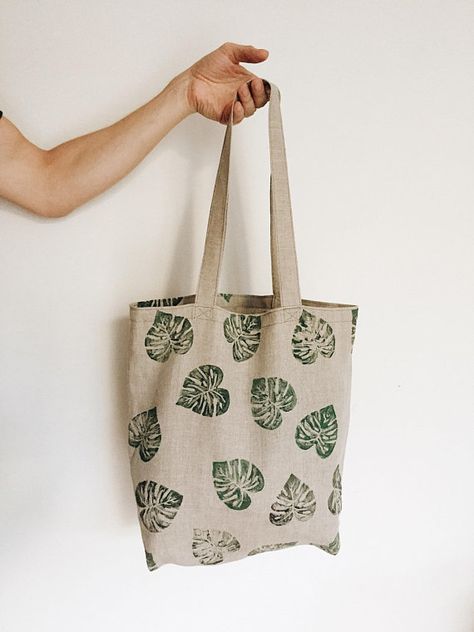 Lino Print Tote Bag, Bag Print Design, Eco Bag Design, Farmers Market Shopping, Canvas Bag Diy, Canvas Bag Design, Linen Tote Bag, Eco Print, Textile Bag