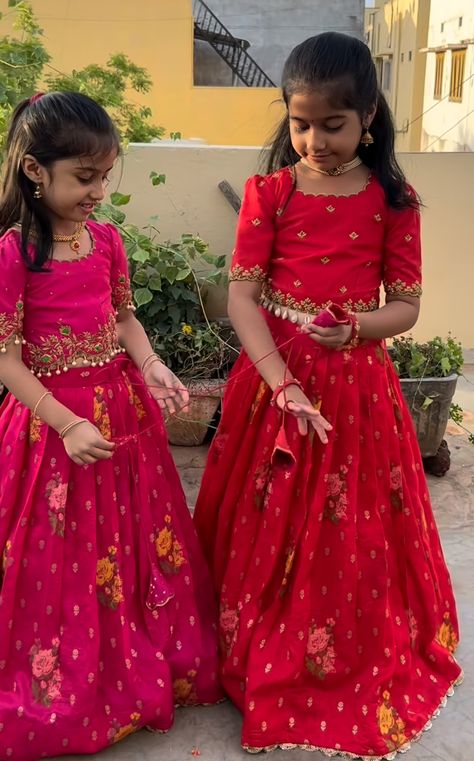 Kids Lehanga Blouses Designs, Kids Lehanga Design Indian Dresses, Kids Blouse Designs Indian, Traditional Dresses For Kids Girl, Pattu Long Frocks For Kids, Pattu Pavadai Designs For Kids, Kids Pattu Pavadai Designs Latest, Pattu Frocks For Kids, Kids Pattupavada