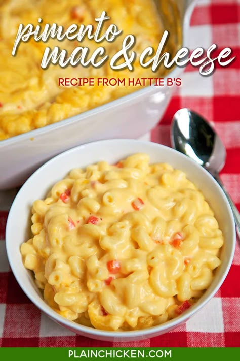 Pimento Mac & Cheese - recipe from Hattie B's Hot Chicken in Nashville. This stuff is SO good! Super creamy and delicious. Elbow macaroni, milk, crushed red pepper, salt, pepper, flour, extra sharp cheddar cheese, and pimentos. Tastes just like the original! Great for a cookout! #macandcheese #pimentocheese #vegetarian #meatless Pimento Mac And Cheese, Southern Macaroni And Cheese, Bbq Beef Sandwiches, Melissa Clark, Nashville Hot Chicken, Queso Cheddar, Mac Cheese Recipes, Plain Chicken, Weekly Meal Plan