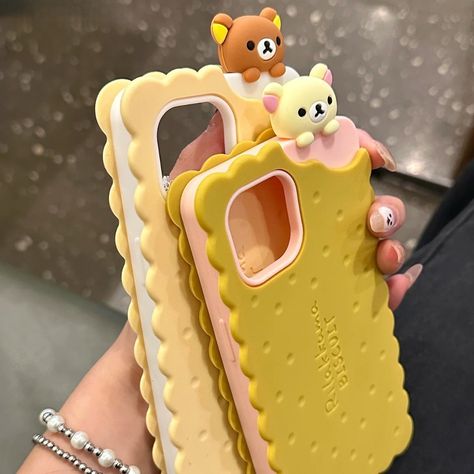 🍪 Rilakkuma Cookie Sandwich Phone Case 🍪 LlNK lN BlO #rilakkuma #korilakkuma #rilakkumalover #phonecase Rilakkuma Phone Case, Rilakkuma Korilakkuma, Cookie Sandwich, Dream About Me, To Buy, Rilakkuma, Phone Case, Collectibles, Phone Cases