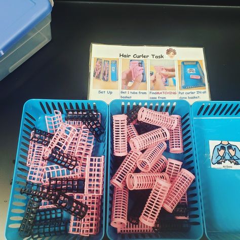 Hair curler task box. I got these hair curlers a few years ago at Dollar Tree. I love this task box for following directions, sorting, simple assembly, fine motor skills , crossing midline, and increasing independence. The step by step visual directions for this task box and more are on my tpt store. Link in bio #quarenteach #lifeskills #lifeskillsteacher #lifeskillclass #taskboxes #taskbox #sped #specialeducation #specialeducationteacher #spedteacherspayteachers #teacherspayteachers #tpt #aba # Dollar Store Task Boxes, Task Boxes Preschool, Dramatic Play Activities, Teacch Tasks, Life Skills Class, Vocational Skills, Occupational Therapy Activities, Special Education Activities, Activity Director