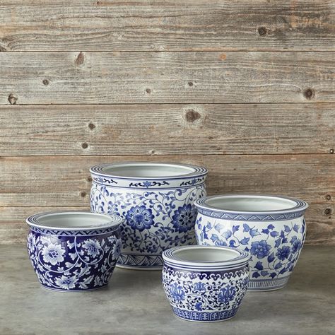 Our Ming-style planters are decorated in traditional blue and white, with botanical patterns that recreate the beauty of the hand-painted Chinese originals. Large Ceramic Planters, Blue White Ceramic, White Ceramic Planter, Sunroom Decorating, Porcelain Planter, Chinoiserie Decorating, Kitchen Island Decor, Blue White Decor, Island Decor