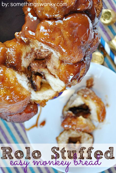 Rolo Stuffed Monkey Bread | www.somethingswanky.com