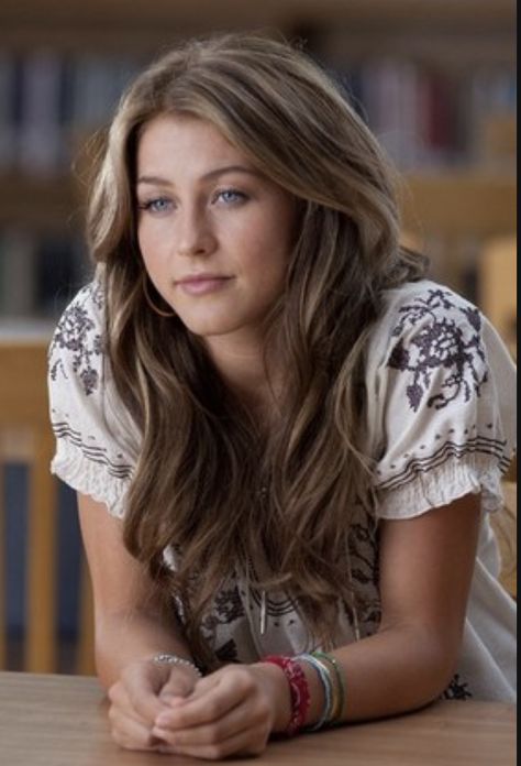 Footloose 2011 Ariel Hair, Hairstyles For Short Hair Men, Easy Bridal Hairstyles, Country Girl Hair, Hairstyles For Beginners, Short Hair Men, Hairstyles For Women In Their 40s, Julianne Hough Hair, Julianne Hough Photo