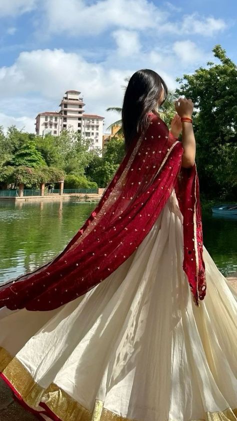 Half Saree Poses Aesthetic, Aesthetic Half Saree, Half Saree Styling, Onam Half Saree, Maroon Half Saree, Half Saree Poses, Onam Skirt And Top Designs, White Half Saree, Half Saree Designs Simple