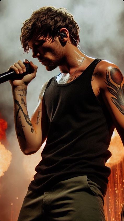 Louis Tomlinson Hair Eras, Louis Tomlinson Frat Boy Era, Freddie Tomlinson And Louis, Louis Tomlinson Cheekbones, Louis Tomlinson Shirtless Pictures, Louis Tomlinson Hot Pics, Hot One Direction, Louis Tomlinson Wallpaper Lockscreen, Louis Tomlinson 1d