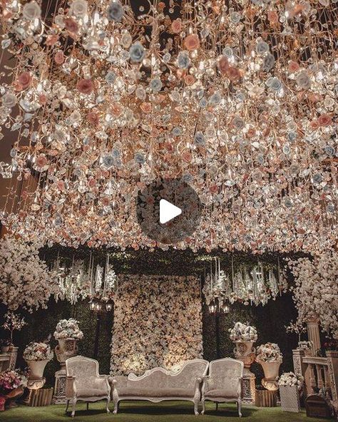 Rocky India on Instagram: "Exclusive unseen videos of Reception Rooms of Ambani wedding

#ambani #wedding #weddinginspiration #ambaniwedding #reelsinstagram #reelsindia #radhikamerchant #anantradhikawedding #viralreels" Ambani Wedding, Catering Display, July 16, Reception Rooms, Home Wedding, Mumbai, Rocky, Wedding Inspiration, India