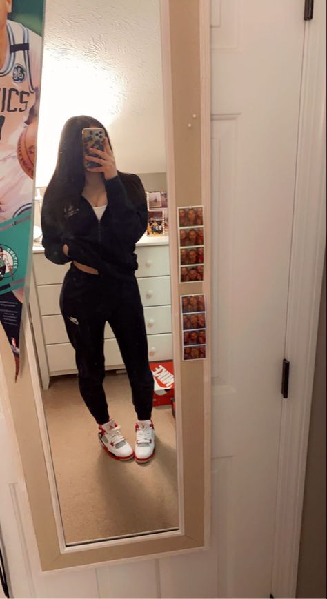 #nike #nikesneakers #sweatpants #sweatshirt #jordan4s #jordansforwomen #ootd #outfits #highschooloutfits #schooloutfits #fitcheck #outfitoftheday #outfitideas #outfitinspiration Outfit Ideas With Nike Sweatpants, Sweatpants Jordans Outfit, Sweatpants Outfit With Jordans, Styling Nike Sweatpants, Zip Up And Sweatpants Outfit, Nike Hoodie And Sweatpants Outfit, School Outfits Black Sweatpants, How To Style Nike Sweatpants, Jordan Sweatpants Outfit