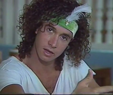 Pauly shore <3 Encino Man Stoney, Pauly D Costume, Pauly Shore Son In Law, Pauly Shore 90s, Pauly Shore Encino Man, Son In Law Movie, Paul Young 80s, Pauly D Meme, Pauly Shore