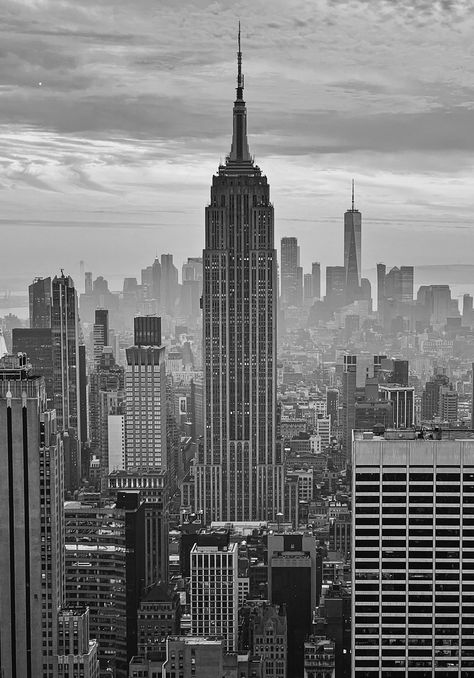 This photo was taken by me in December 2023 from the Top of the Rock at Rockefeller Center. Frame isn't include. New York Skyline Aesthetic, Poster Prints New York, Noir New York, Black And White New York City, Pictures Of Buildings, New York Buildings Aesthetic, Black And White New York, Prints Black And White, City Black And White