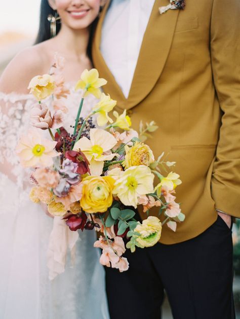 Pretty Bouquets, Florist Branding, Mustard Wedding, Yellow Weddings, Wild Bouquet, Bouquet Inspiration, Beautiful Bouquets, Fall Wedding Flowers, Grace Loves Lace