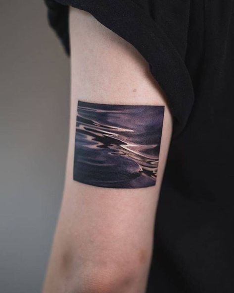 Abstract black rectangular tattoo on the back of the left upper arm Black Rectangle Tattoo, Rectangle Tattoo, Square Tattoo, Black Art Tattoo, Water Tattoo, Omerta Tattoo, 4 Tattoo, Disney Tattoo, E Tattoo