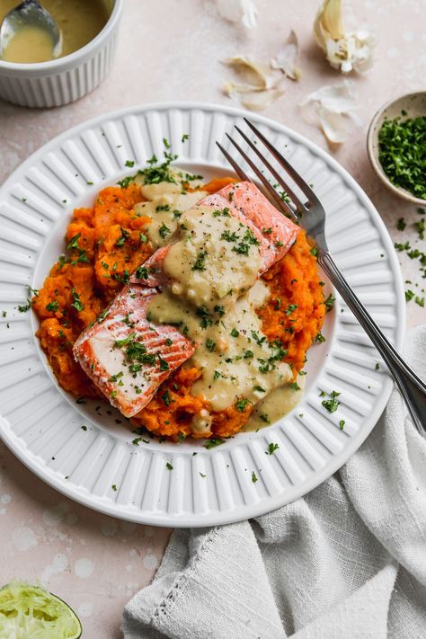 This salmon with sweet potato mash recipe is served with the most deliciously creamy miso coconut sauce! It’s an easy, cozy, and healthy dinner idea that’s ready in about 30 minutes. Recipe is gluten-free and dairy-free. Salmon With Sweet Potato, Walder Wellness, Ways To Cook Shrimp, Fish Dinners, Miso Recipe, Sweet Potato Mash, Ginger Salmon, Salmon And Sweet Potato, Mash Recipe