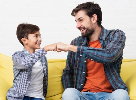 Father And Son Photoshoot Ideas, Father And Son Photoshoot, Dad Son Photography, Father Son Pictures, Father Son Photography, Father Son Photos, Father Son Relationship, Cute Family Photos