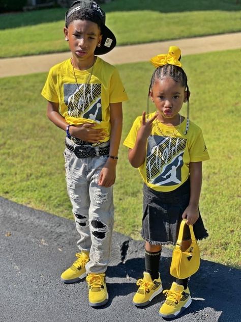 Brother And Sister Matching Outfits, Kid Couples, Sibling Matching Outfits, Siblings Outfits, Chloe Outfit, Drip Clothing, Boys School Outfits, Kids Outfits Daughters, Matching Sibling Outfits