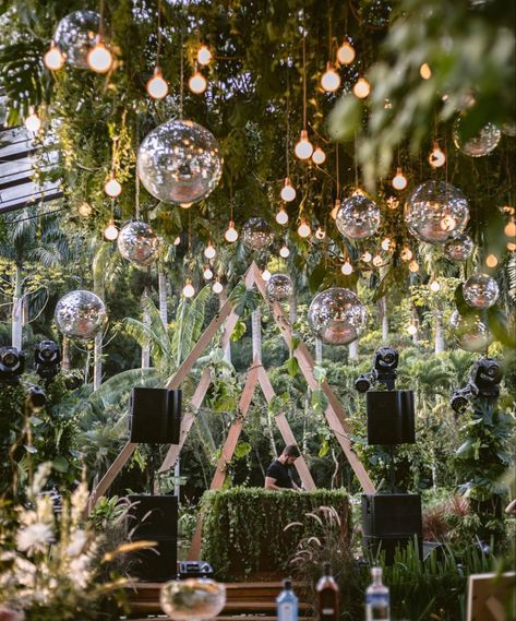 Gala Themes Ideas, Jungle Disco Wedding, Wedding Dj Booth, Silver Wedding Decor, Hanging Wedding Decor, Wedding Table Lighting, Glasshouse Wedding, Cocktail Decor, Glass House Wedding