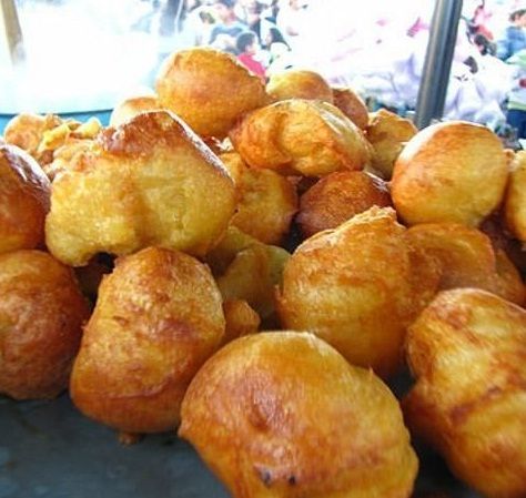 Los buñuelos guatemaltecos son un delicioso platillo que puedes compartir con tu familia su sabor te encantara, es ideal para una refacción! Guatemalan Desserts, Guatamalan Recipes, Honduran Recipes, Guatemalan Recipes, Cooking Quotes, Foreign Food, Hispanic Food, Latin Food, Food Festival