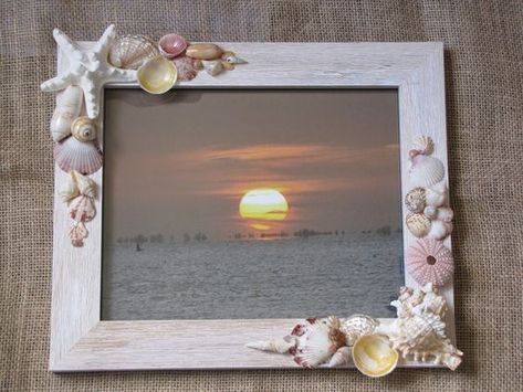 Seashell Photo, Shell Picture Frame, Seashell Picture Frames, Seashell Art Diy, Seashell Frame, Deco Marine, Picture Frame Crafts, Seashell Projects, Art Coquillage