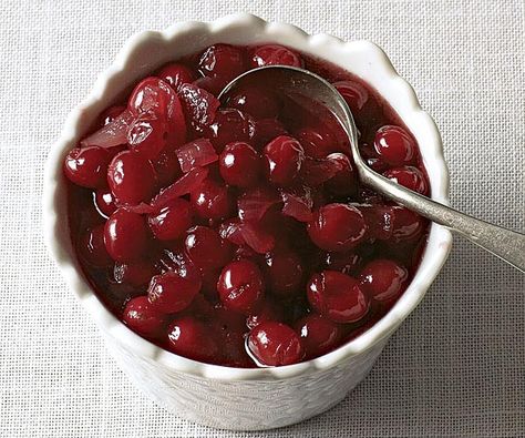 Cranberry Sauce with Caramelized Onions recipe Caribbean Punch, Jerk Turkey, Best Cranberry Sauce, Caramelized Onions Recipe, Best Thanksgiving Side Dishes, Best Thanksgiving Recipes, Cranberry Sauce Recipe, Thanksgiving 2020, Caribbean Cuisine