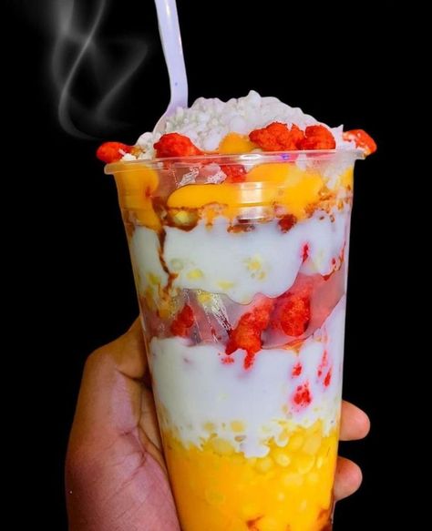 Elote Queso, Elotes Preparados, Cheetos Flaming, Cheetos Recipe, Flaming Hot Cheetos, Hot Popcorn, Flaming Hot, Snack Shack, Hot Cheetos