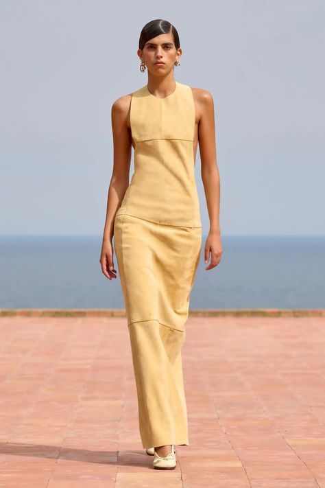 Jacquemus Fall 2024 Ready-to-Wear Collection | Vogue Black Halter Dress, Girl Next Door, Mens Accessories Fashion, Fall 2024, Business Fashion, Minimalist Fashion, Paris Fashion, Fashion News, Nice Dresses