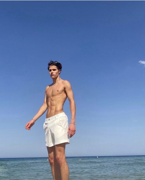 Guy Swimsuit, Male Beach Outfit, Male Swimsuit, Carley Fortune, Alex Anderson, Tropical Outfits, Dream Physique, Swimsuit Aesthetic, Body Aesthetic