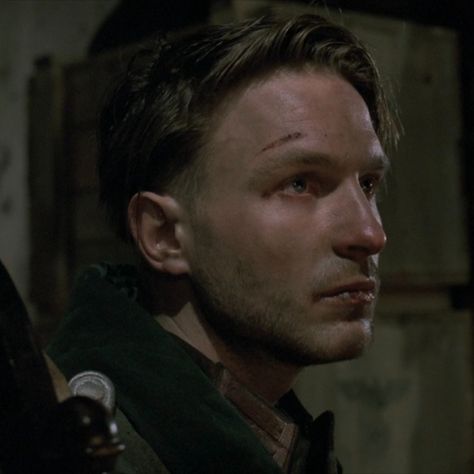 Thomas Kretschmann, Ww2 Soldiers, Not Aesthetic, Christoph Waltz, Francisco Lachowski, Anne Frank, Christian Bale, Movie Clip, Future Life