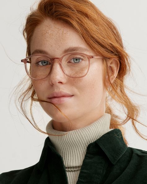 Red Hair And Glasses, Blonde With Glasses, Clear Glasses Frames Women, Hair And Glasses, Glasses For Round Faces, Glasses Png, Glasses Outfit, Nerdy Glasses, Glasses Inspiration