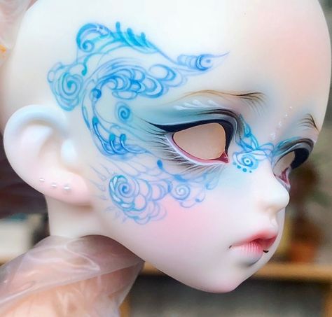 Doll Painting Art, Character Face Design, Makeup Doll, Adopt Idea, Doll Drawing, Doll Aesthetic, Fantasy Art Dolls, Doll Makeup, Doll Painting