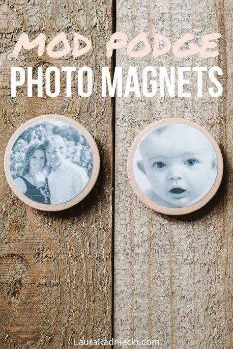 Check out these easy DIY Photo Magnets using photos, Mod Podge and wood circles, with a magnet on the back. They are perfect for your own refrigerator or to give as a handmade gift! #magnets #modpodge Photo Magnets Diy, Mod Podge On Wood, Picture Magnets, Diy Mod Podge, Diy Magnets, Mod Podge Crafts, Footprint Crafts, Diy Xmas Gifts, Wood Circles