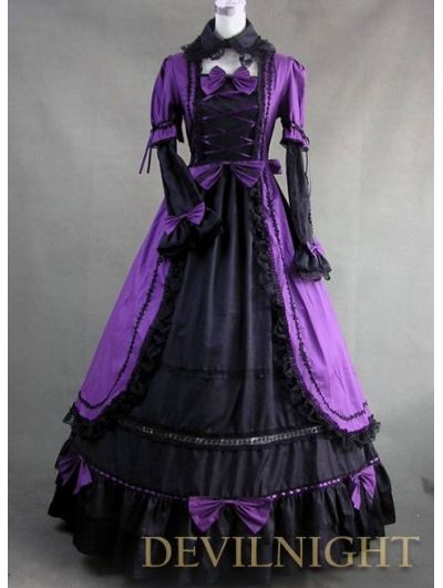 Romantic Purple and Black Long Sleeves Masquerade Gothic Victorian Dress Gothic Victorian Dresses, Period Dress, Halloween Gothic, Victorian Costume, Victorian Period, Gothic Victorian, Lace Decor, Gothic Dress, Historical Dresses