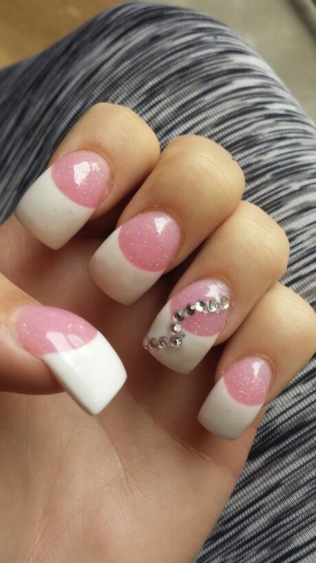 Pink & white solar with diamonds! March Nails Ideas, Nails March, March Nails, Nails Summer Nails, Curved Nails, Acrylic Nail Shapes, Nail Art For Beginners, Cute Spring Nails, Colorful Nails