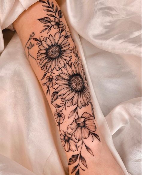 Big Forearm Tattoos For Women, Sunflower Sleeve Tattoos For Women, Unique Forearm Tattoos For Women, Girasoles Tattoo, Unique Forearm Tattoos, Bull Skull Tattoos, Botanical Tattoos, Couple Tattoos Love, Lower Arm Tattoos