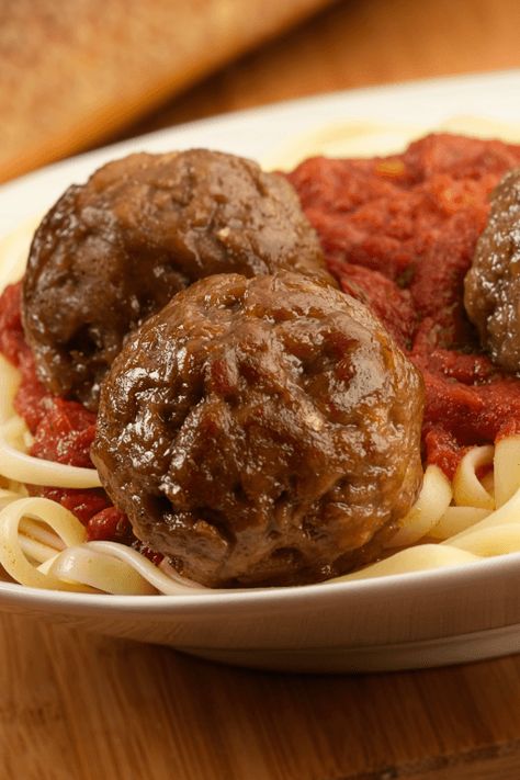 Bucca Di Beppo Recipes Copycat, Copycat Meatballs, Buca Di Beppo Recipes, Meatballs Recipes, Famous Recipes, Italian Meals, Italian Meatballs Recipe, Spaghetti Meatballs, Veal Recipes