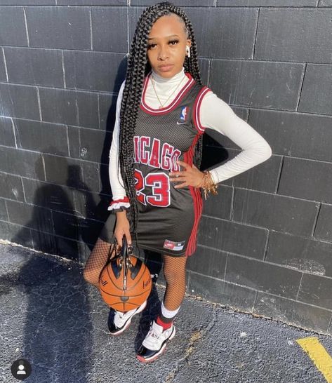 Jersey Outfit Black Women, Jersey Dress Outfit, Basketball Jersey Outfit, Outfit Black Women, Matching Outfits Best Friend, Teen Swag Outfits, Cute Birthday Outfits, Boujee Outfits