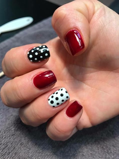 Rockabilly nails Gel polish 50s Style Nails, 1950 Nails Design, 1950s Nails Ideas, Rockabilly Nails Designs, 1950 Nails, 50s Nails Design, 1940s Nails, 50s Nails, Pinup Nails