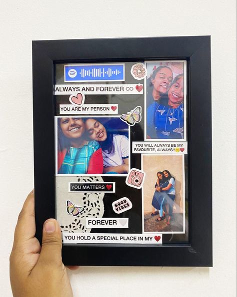 Friend Frames Diy Gift, Picture Gifts For Best Friends Diy Photo, Best Friends Photo Frame Collage, Photo Frames For Birthday Gift, Polaroid Diy Frame, Handmade Birthday Cards With Photos, Birthday Photo Frames Ideas, Best Frnd Birthday Gift Ideas, Best Friend Birthday Gift Ideas Photo Frame