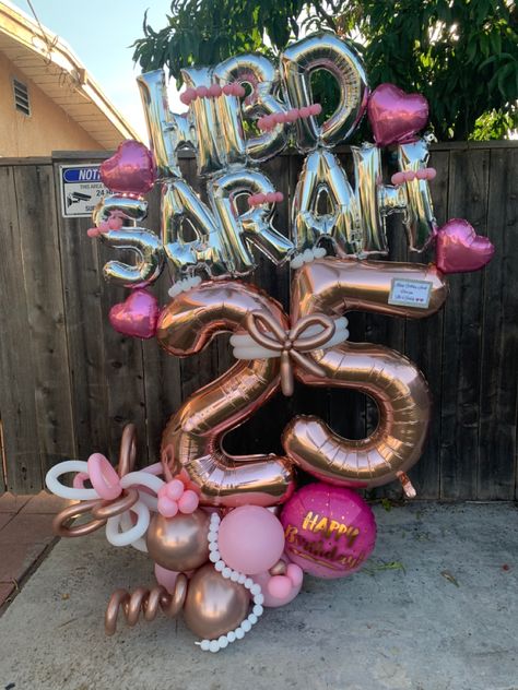 Balloon bouquet with name and age🥰 Beautiful to gift to a loved one Balloon Bouquet, Birthday Balloons, Summer Vibes, Balloons, Neon Signs, Neon, Birthday, Gifts