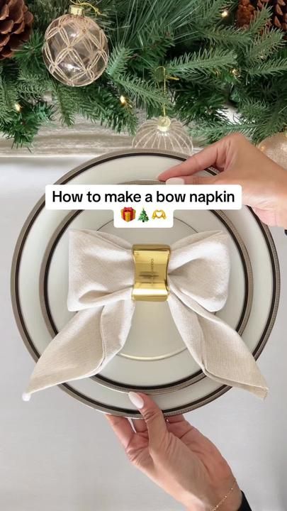 Chantel Mila on TikTok Chantel Mila, Bow Napkin, Beautiful Napkin Folding, Fancy Napkin Folding, Christmas Napkin Folding, Napkin Art, Easy Napkin Folding, Cloth Napkin Folding, Creative Napkins