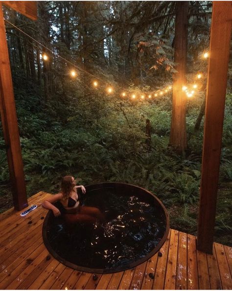 Forest Hot Tub, Cedar Tub Outdoor, Forest Spa, Cabin Hot Tub, Outdoor Hot Tub, Cabin Aesthetic, Eco Garden, Glamping Resorts, London Dreams