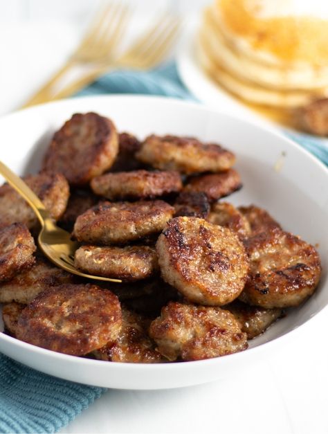 Bake Sausage Patties In Oven, Oven Baked Sausage Patties, Breakfast Sausage For A Crowd, Oven Baked Breakfast Sausage, Baked Breakfast Sausages In Oven, Baked Sausages In Oven, Sausage Patties In Oven, Sausage For A Crowd, Baked Breakfast Sausage