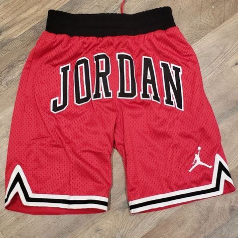 Basketball Gym, Outfits Shorts, Jordan Shorts, Mens Shorts Outfits, Trendy Boy Outfits, Cute Nike Outfits, Mens Casual Outfits Summer, Jordan Basketball, Basketball Clothes