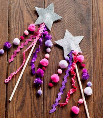 hello, Wonderful - 5 DIY MAGICAL WANDS Fairy Costume Diy, Princess Crafts, Princess Wands, Star Wand, Diy Wand, Fairy Birthday Party, Fun Crafts To Do, Fairy Crafts, Operation Christmas Child