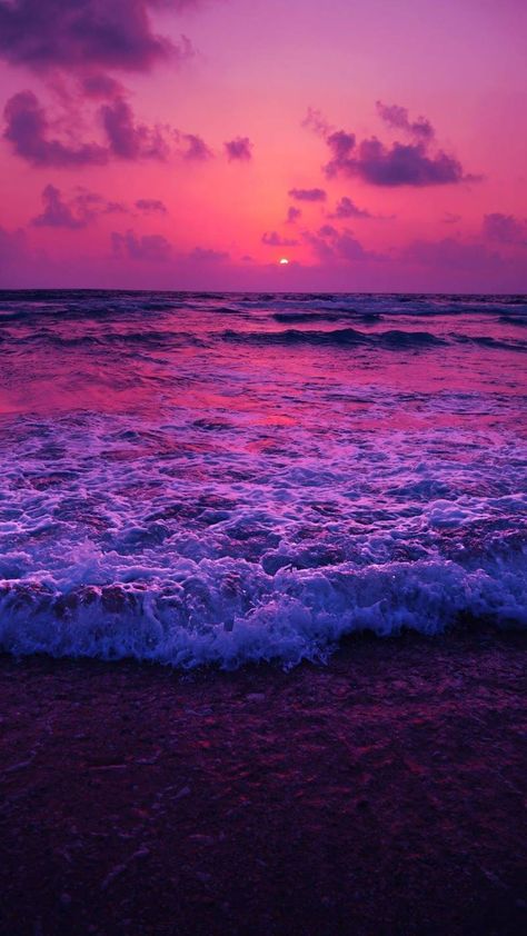 Aesthetic Beach Sunset Wallpapers - Wallpaper Cave Waverly Wallpaper, Cer Nocturn, Pretty Background, Fantastic Wallpapers, Purple Wallpapers, Beach Sunset Wallpaper, Fashion Gal, Pink Stuff, Patterns Wallpaper