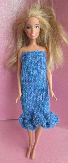 Barbie Knitting Patterns, Barbie Dress Pattern, Sewing Barbie Clothes, Barbie Doll Clothing Patterns, Knitting Dolls Clothes, Dress Patterns Free, Barbie Clothes Patterns, Barbie Patterns, Beautiful Barbie Dolls