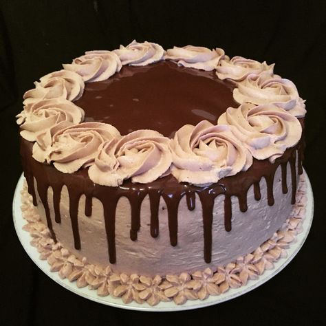 Chocolate Truffle Cake, Chocolate Cake Designs, Cake Decorating For Beginners, Homemade Chocolate Cake, Chocolate Cake Decoration, Creative Cake Decorating, Cake Shapes, Easy Cake Decorating, Cake Decorating Videos